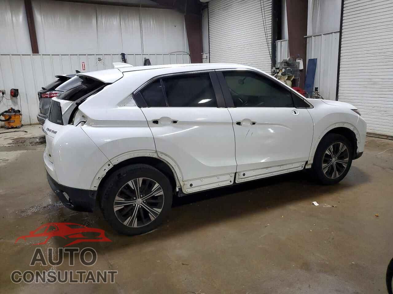 MITSUBISHI ECLIPSE 2018 - JA4AT5AAXJZ070435