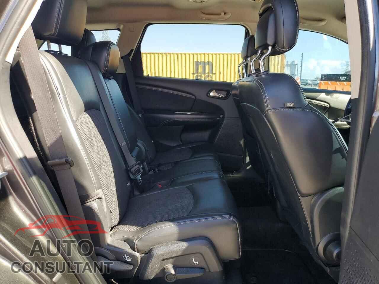 DODGE JOURNEY 2017 - 3C4PDCGGXHT555527