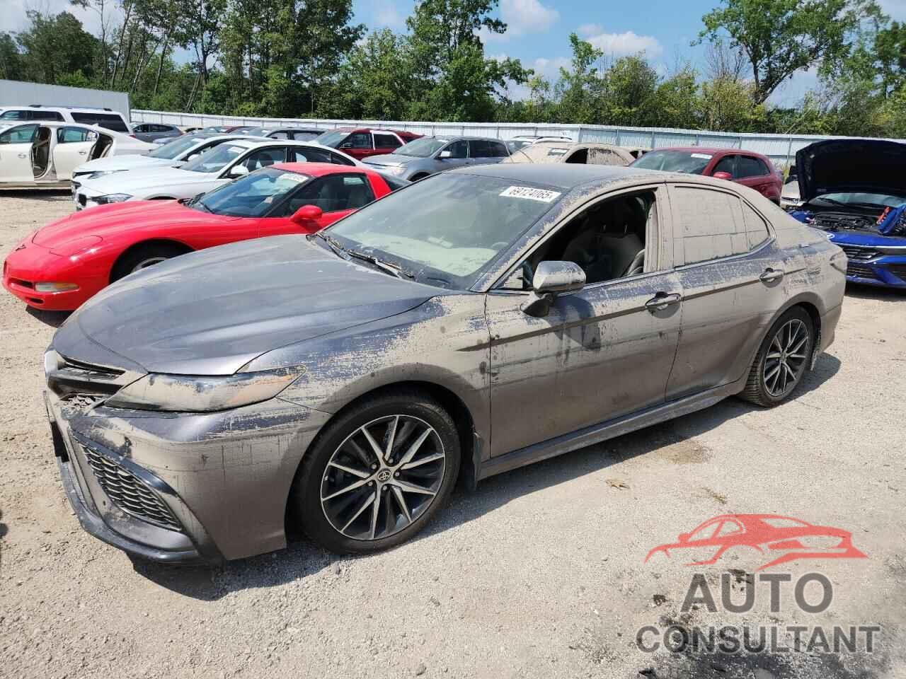 TOYOTA CAMRY 2022 - 4T1G11AK1NU039998