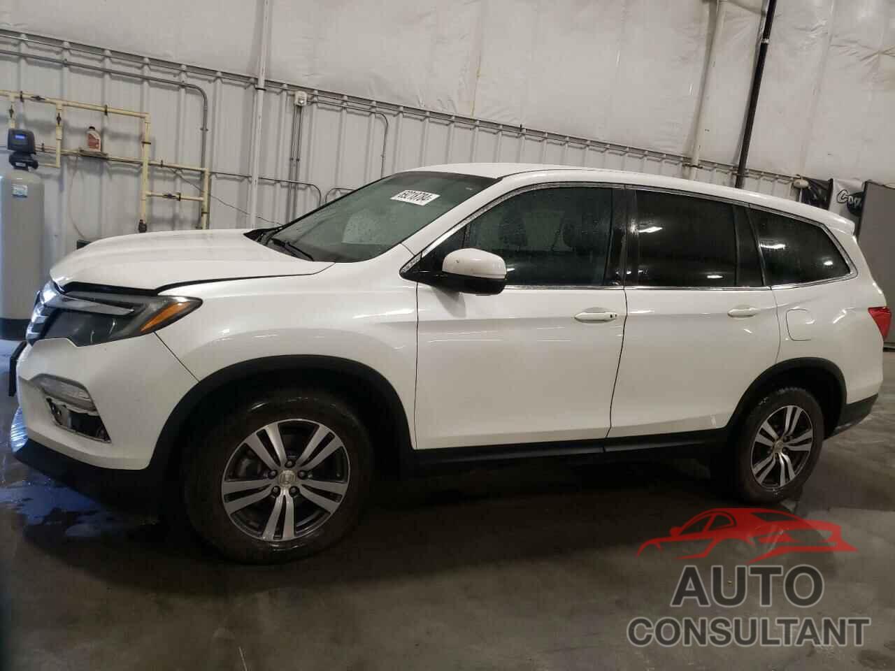 HONDA PILOT 2018 - 5FNYF6H31JB027102