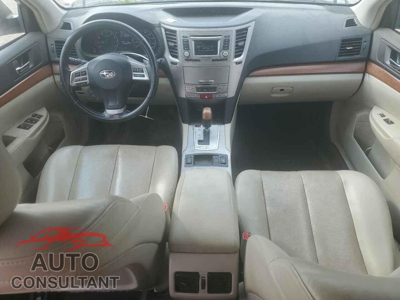 SUBARU OUTBACK 2014 - 4S4BRCLC4E3288046