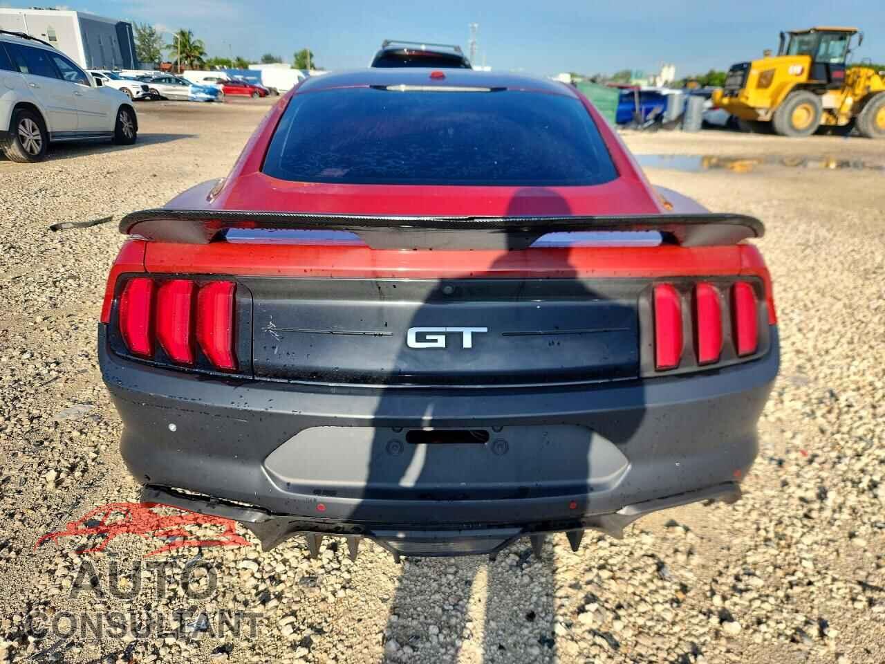 FORD MUSTANG 2020 - 1FA6P8CF4L5129179