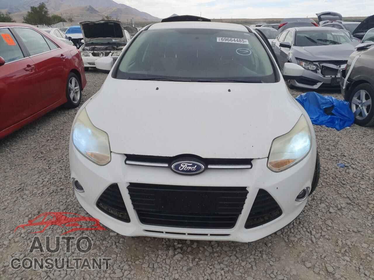 FORD FOCUS 2012 - 1FAHP3K26CL263021