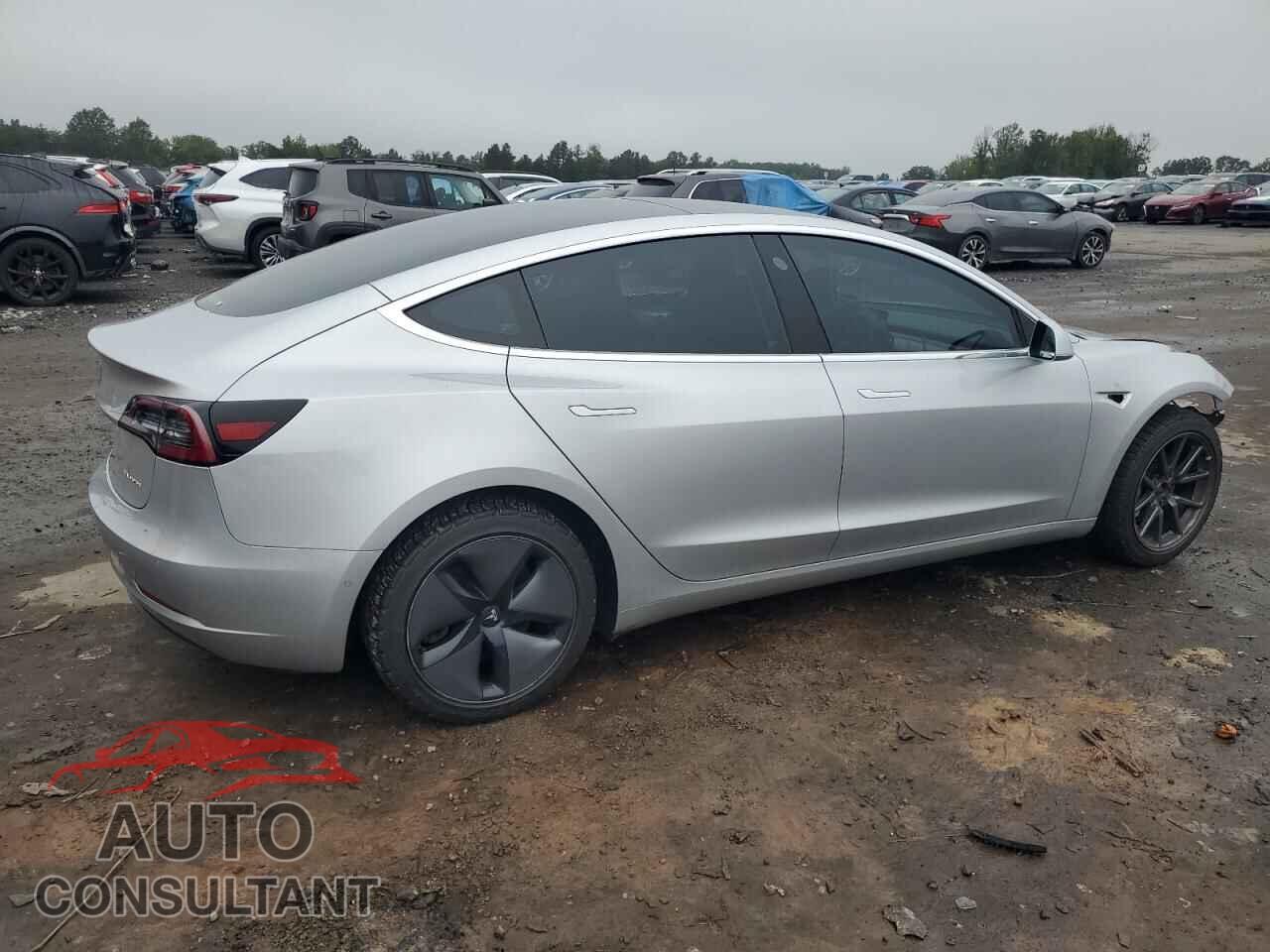 TESLA MODEL 3 2018 - 5YJ3E1EB0JF114596
