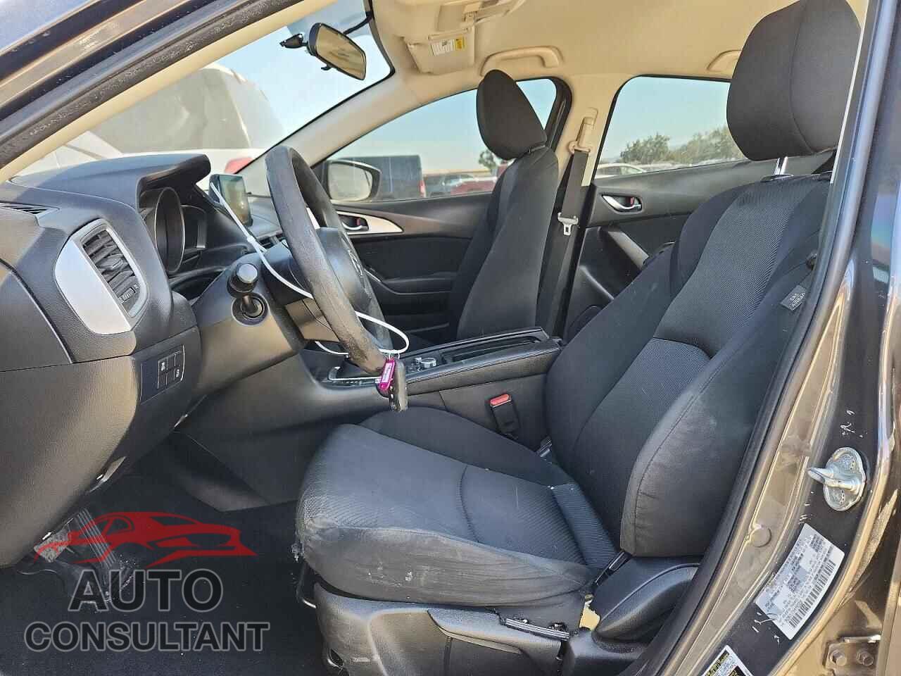 MAZDA 3 2017 - 3MZBN1U71HM153709