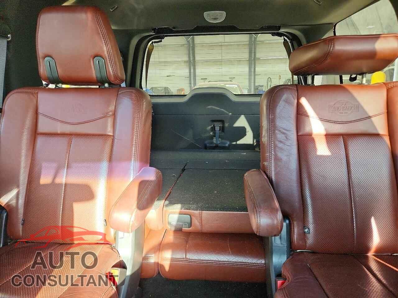 FORD EXPEDITION 2013 - 1FMJU1J55DEF57323