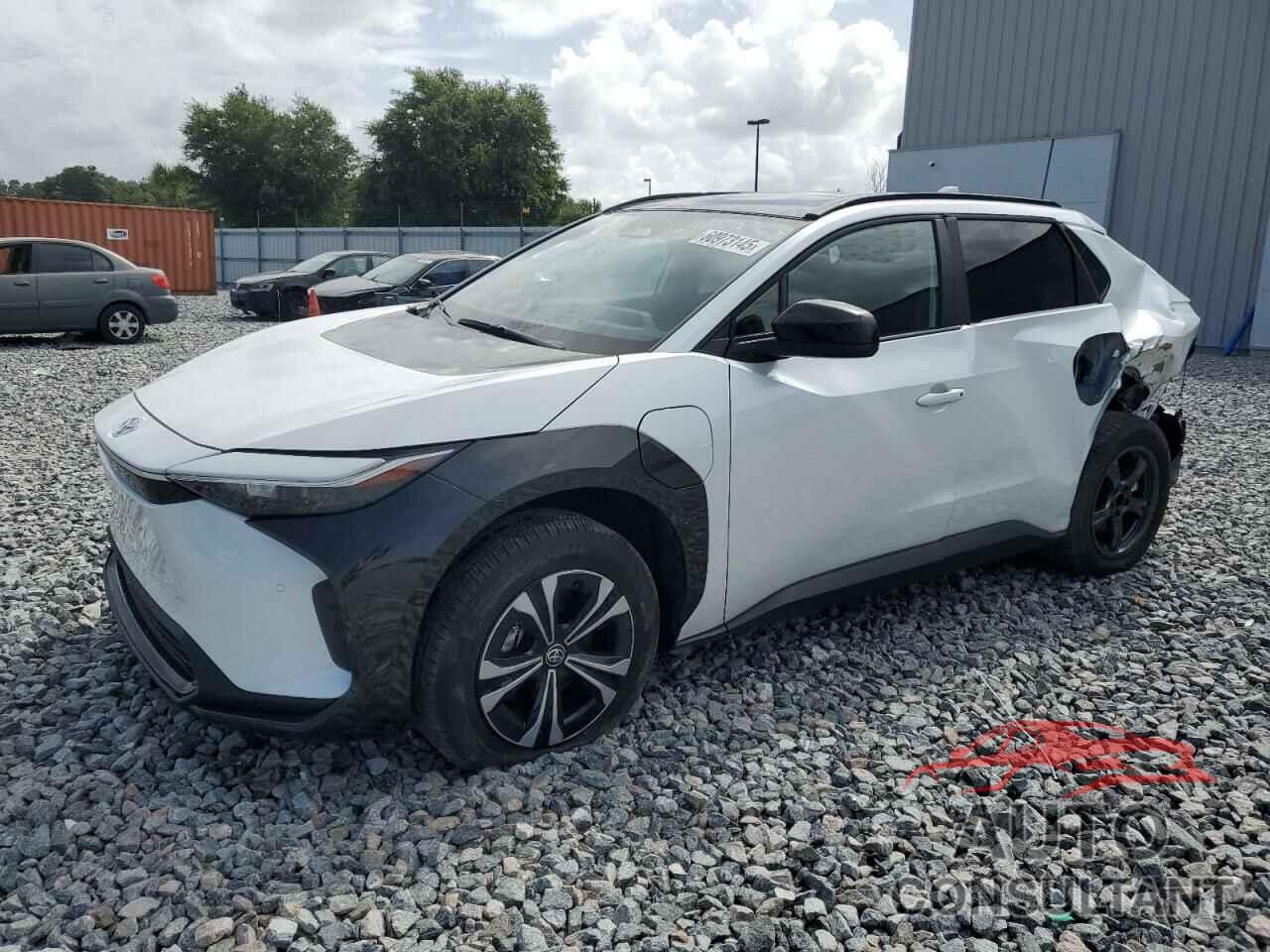 TOYOTA BZ4X XLE 2025 - JTMAAAAA4SA055322