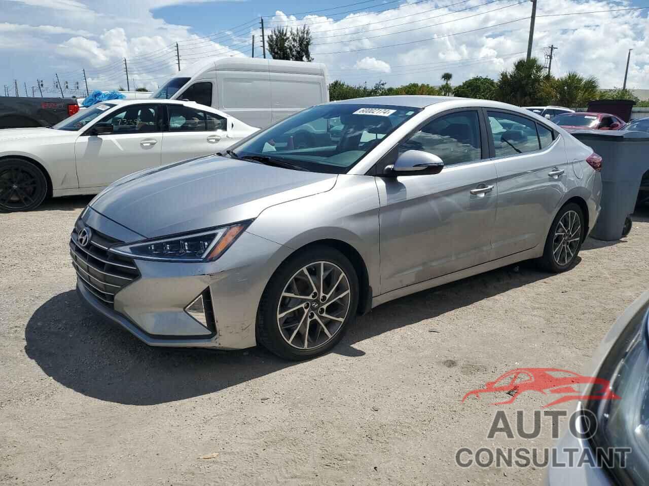 HYUNDAI ELANTRA 2020 - 5NPD84LF3LH593894