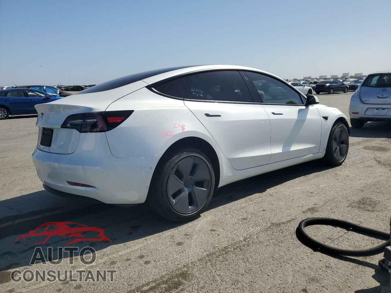 TESLA MODEL 3 2022 - 5YJ3E1EA9NF302093