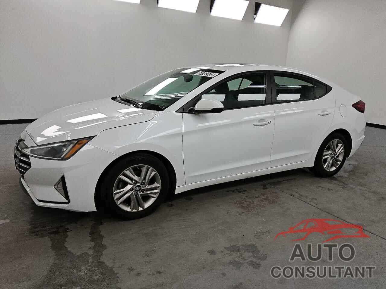 HYUNDAI ELANTRA 2020 - 5NPD84LF8LH546909