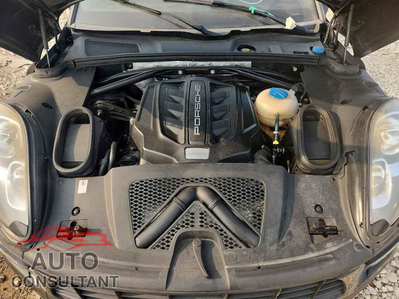 PORSCHE MACAN 2016 - WP1AB2A50GLB48449