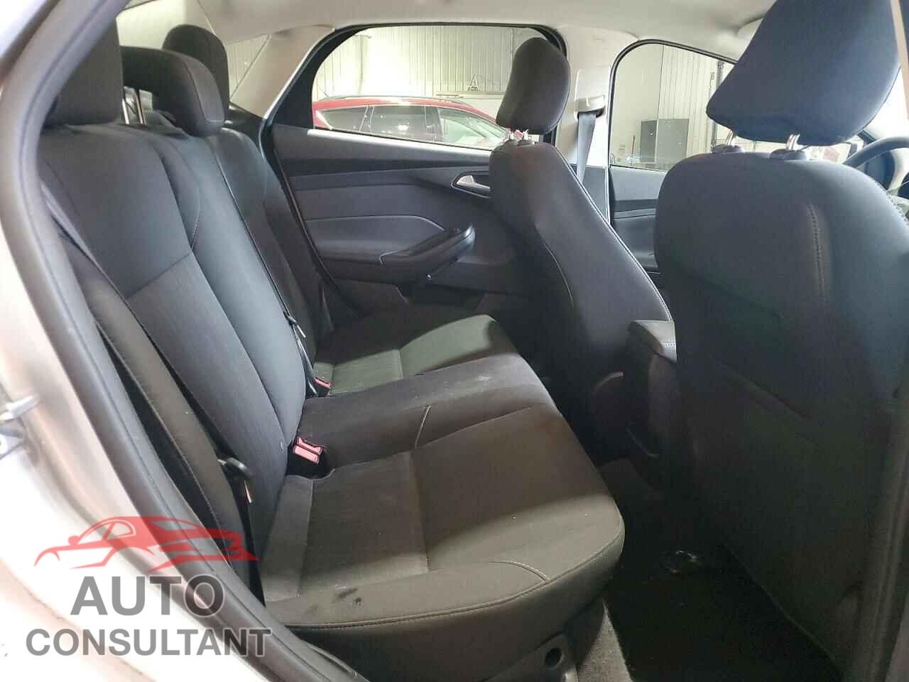 FORD FOCUS 2016 - 1FADP3F25GL270136