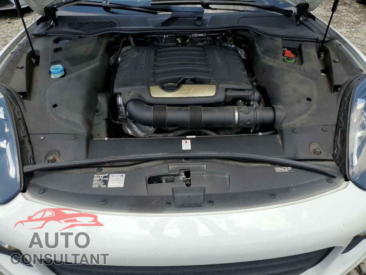 PORSCHE CAYENNE 2016 - WP1AA2A24GLA06582
