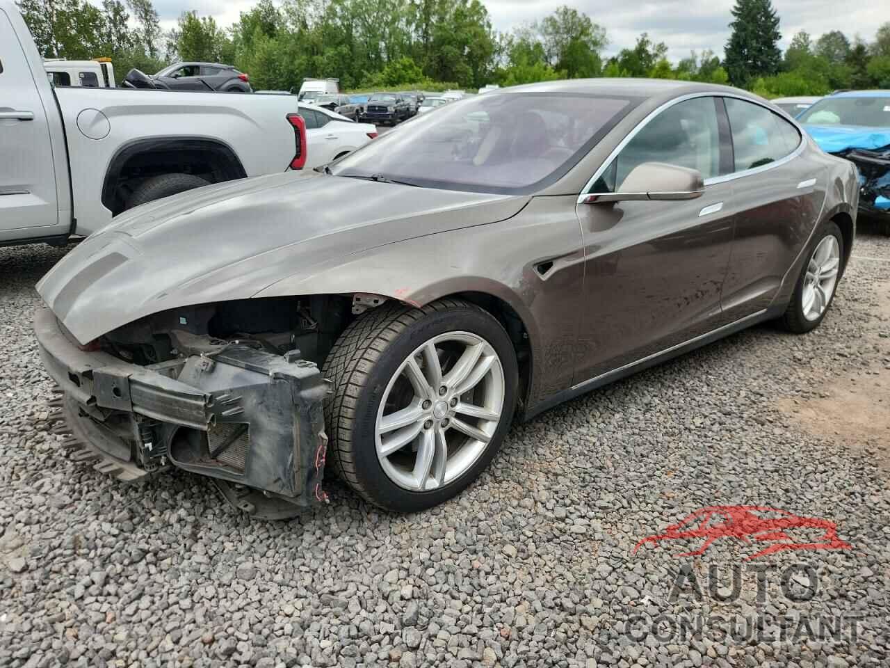 TESLA MODEL S 2015 - 5YJSA1S2XFF084770