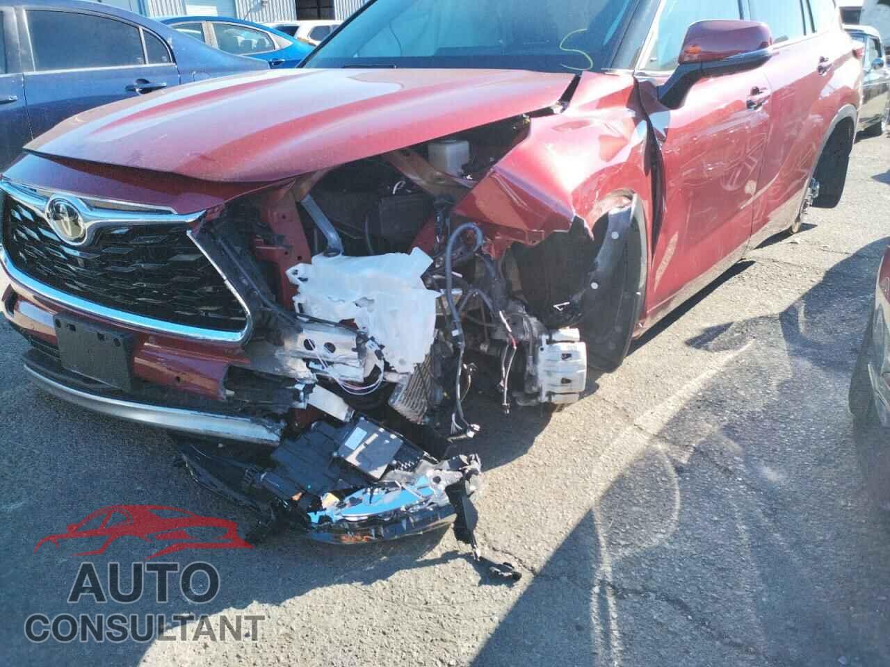 TOYOTA HIGHLANDER 2020 - 5TDFZRBH2LS002504