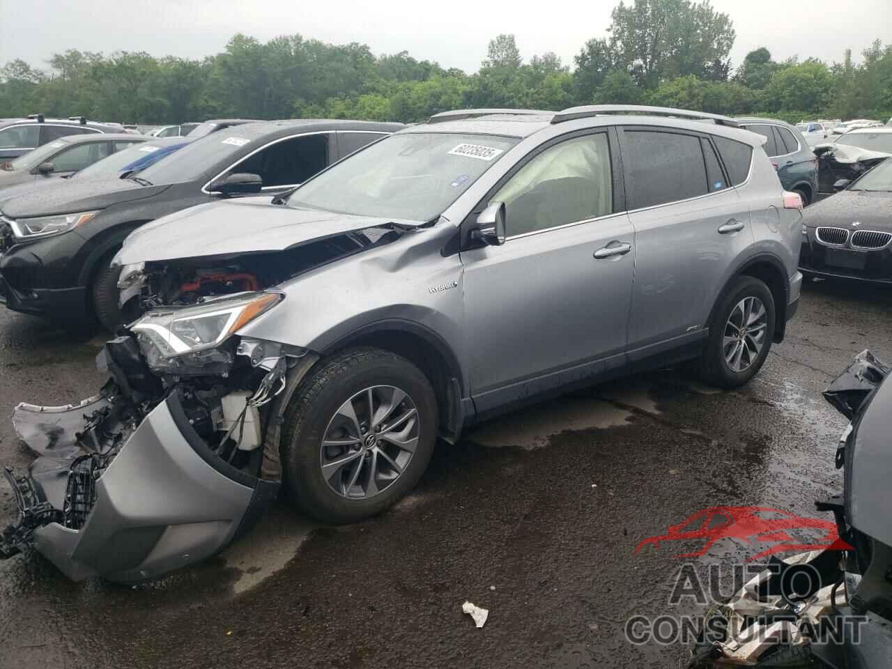 TOYOTA RAV4 2018 - JTMRJREV6JD209427