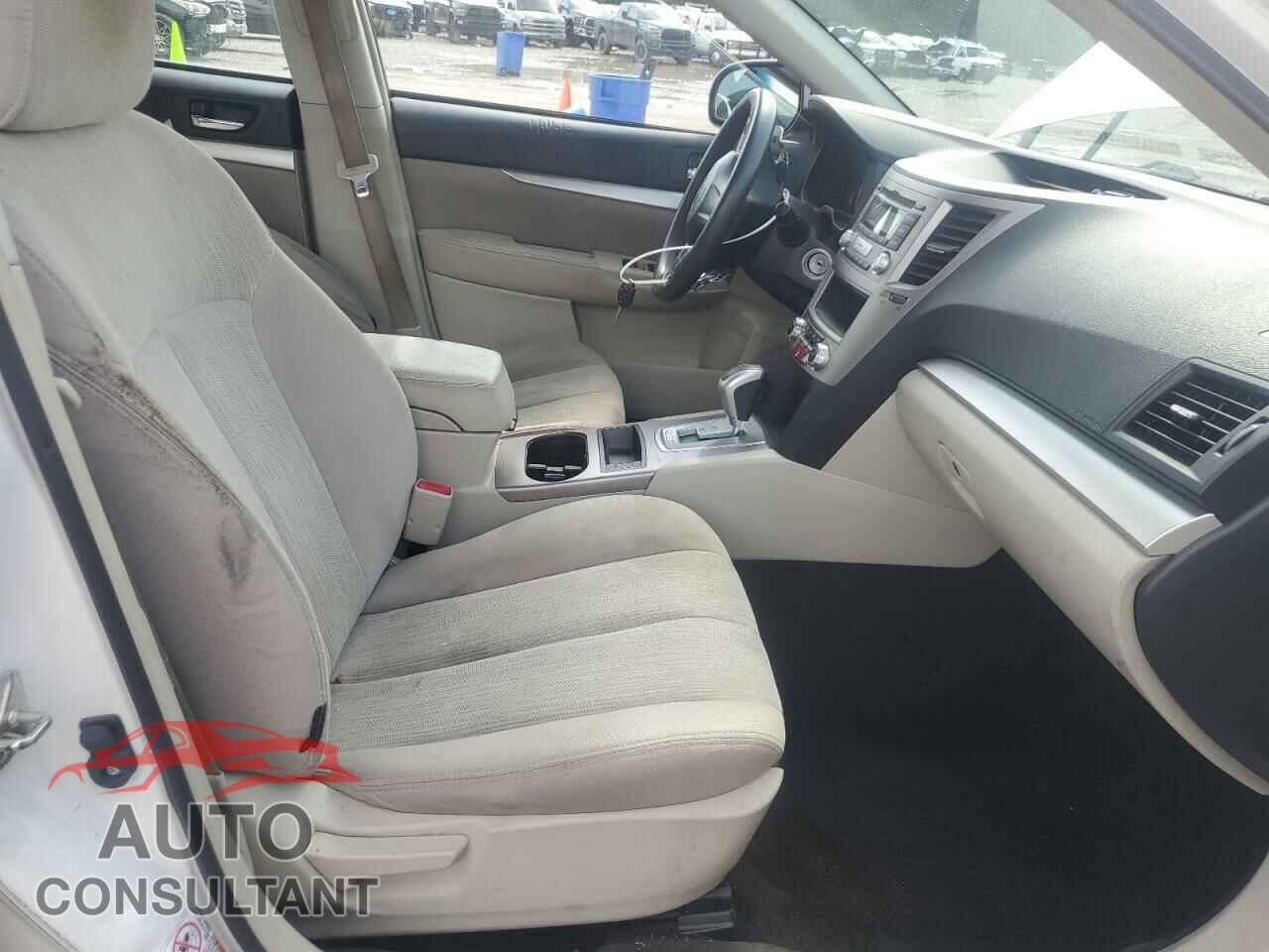 SUBARU OUTBACK 2013 - 4S4BRCACXD3290563