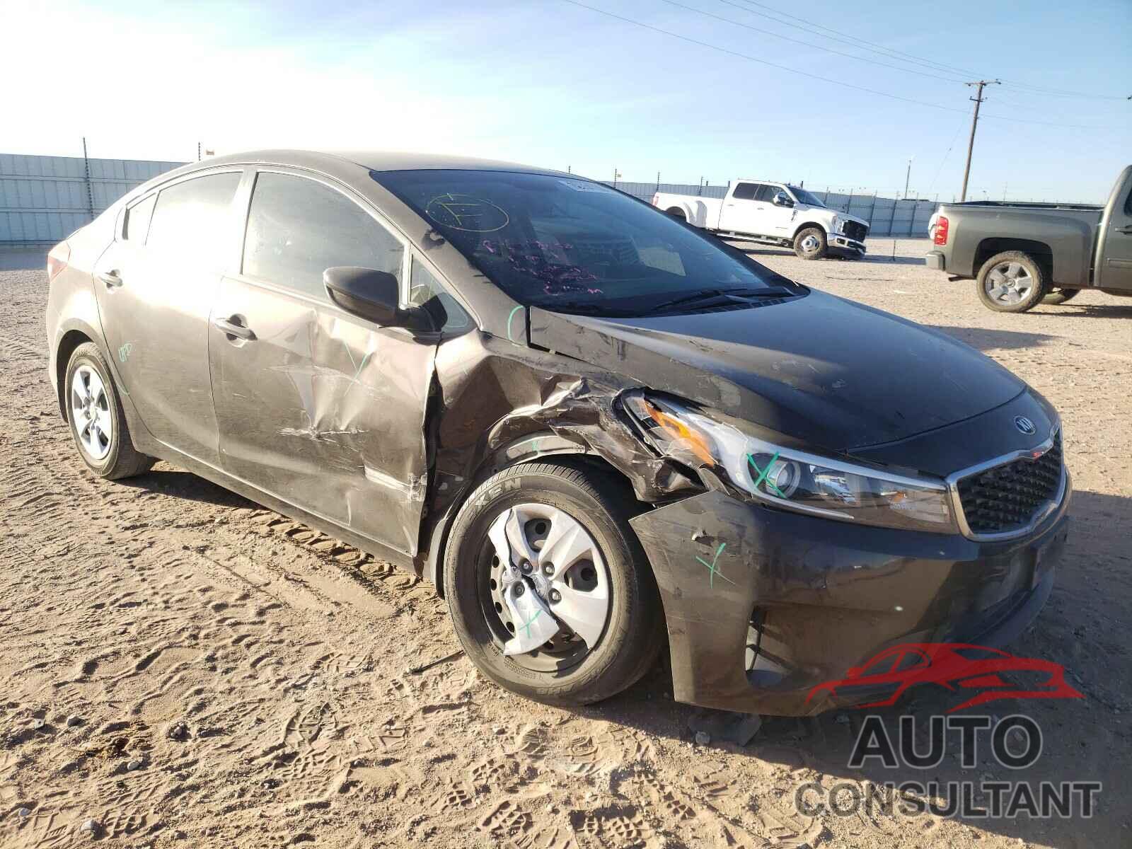 KIA FORTE 2018 - 3KPFK4A74JE216563