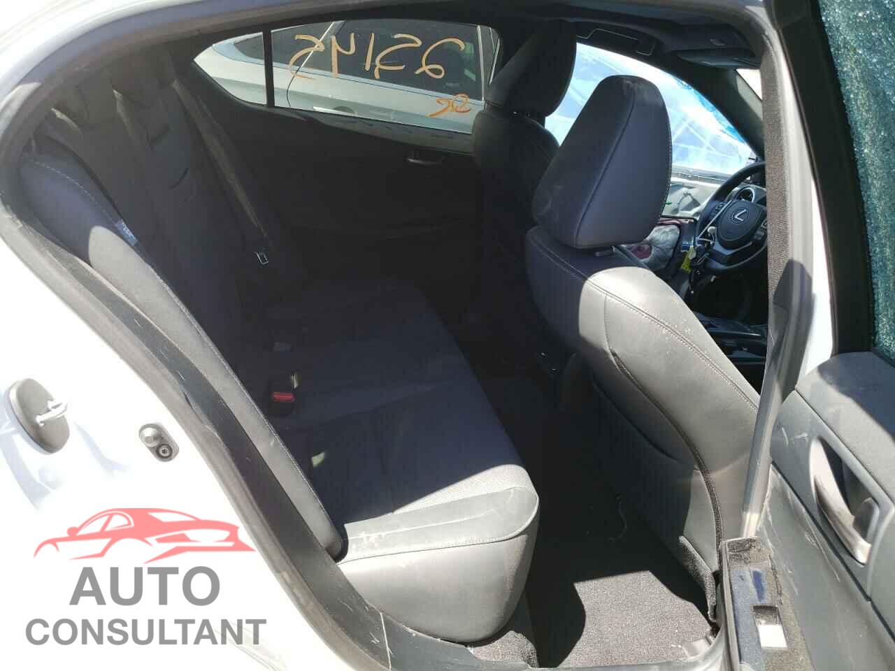 LEXUS IS 2021 - JTHCA1D22M5110180