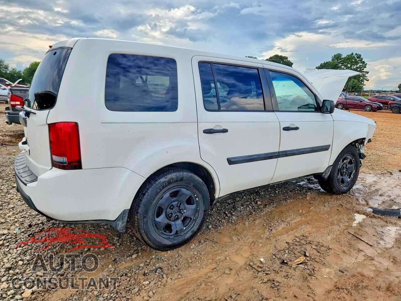 HONDA PILOT 2011 - 5FNYF3H22BB025897