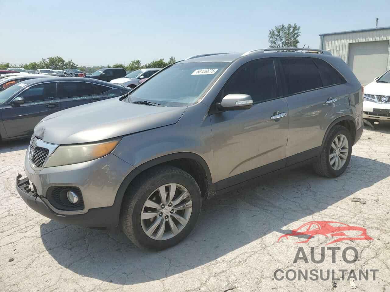 KIA SORENTO 2011 - 5XYKT4A23BG156439