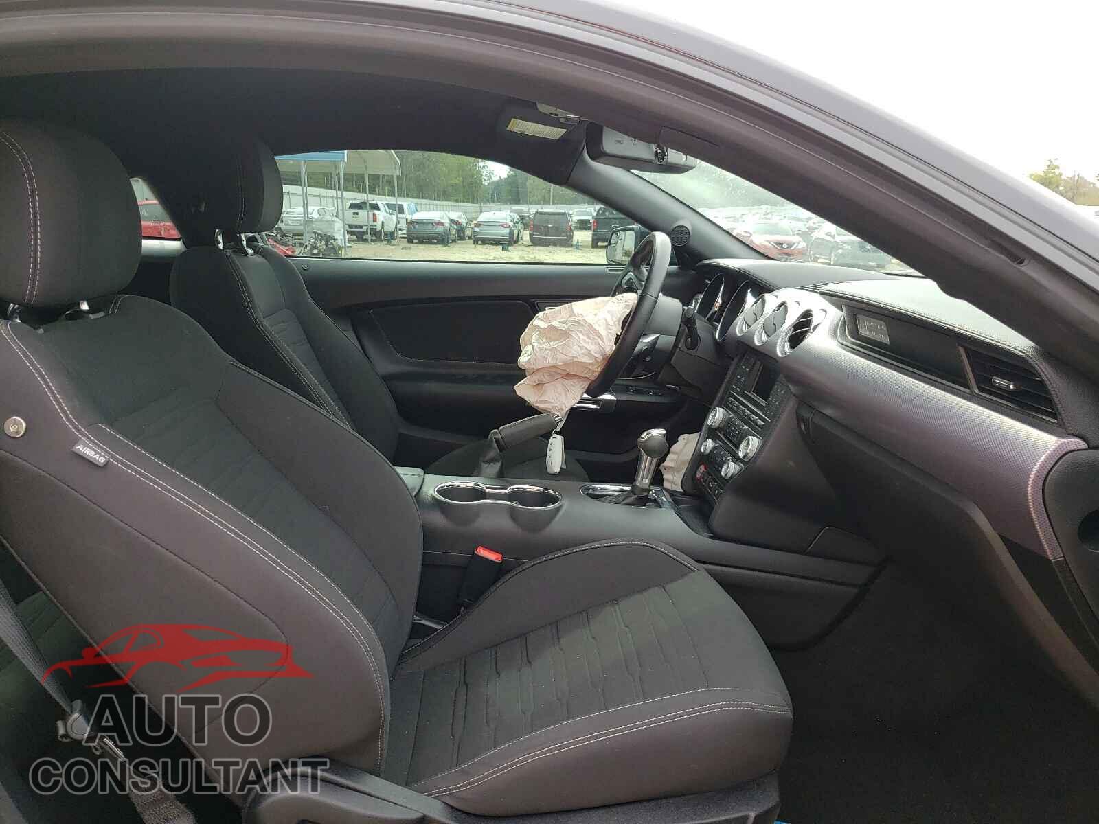 FORD MUSTANG 2017 - 1FA6P8TH1H5301547