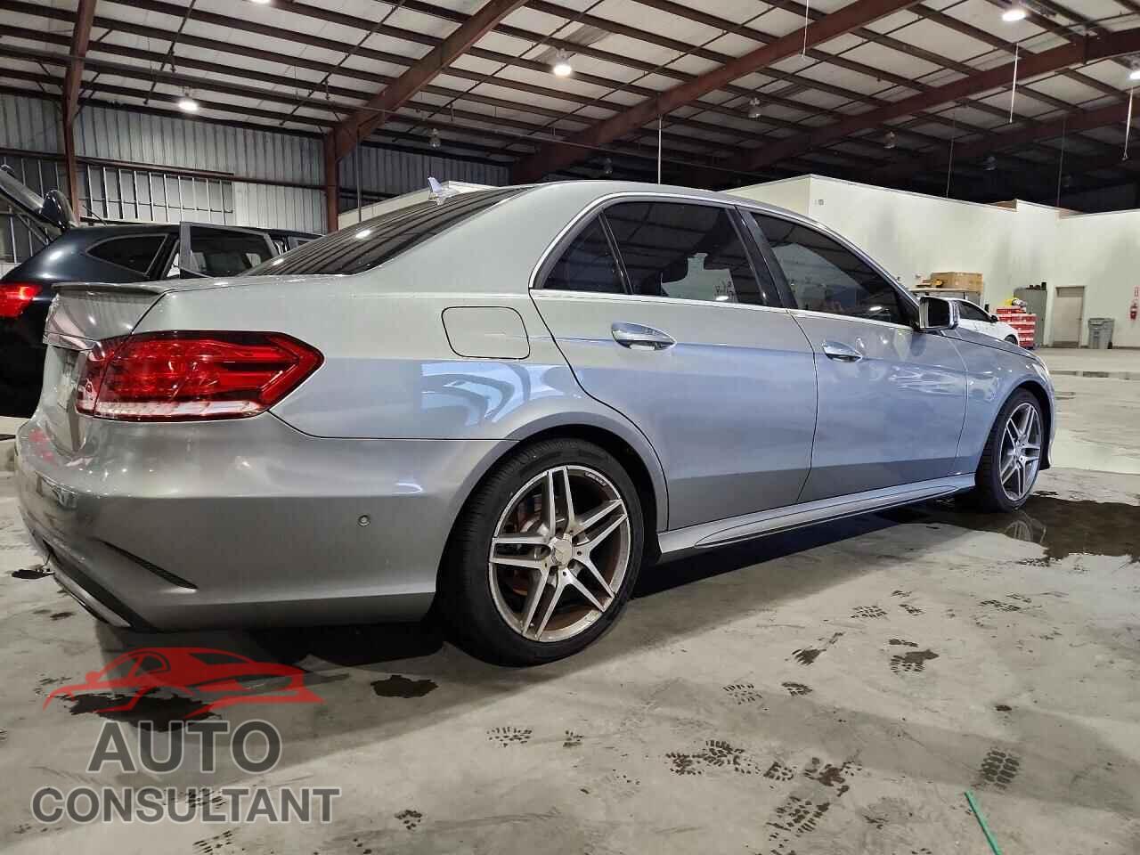 MERCEDES-BENZ E-CLASS 2014 - WDDHF5KB4EA993569
