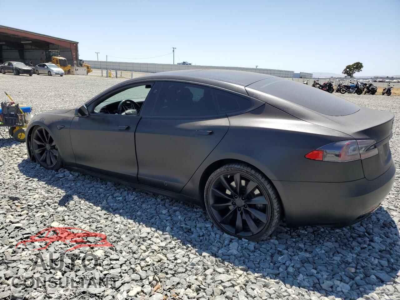 TESLA MODEL S 2017 - 5YJSA1E17HF231214