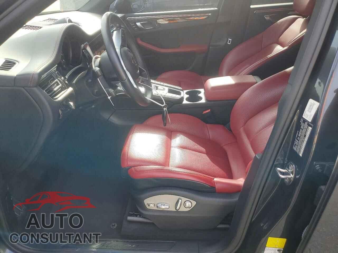 PORSCHE MACAN 2021 - WP1AA2A52MLB11577
