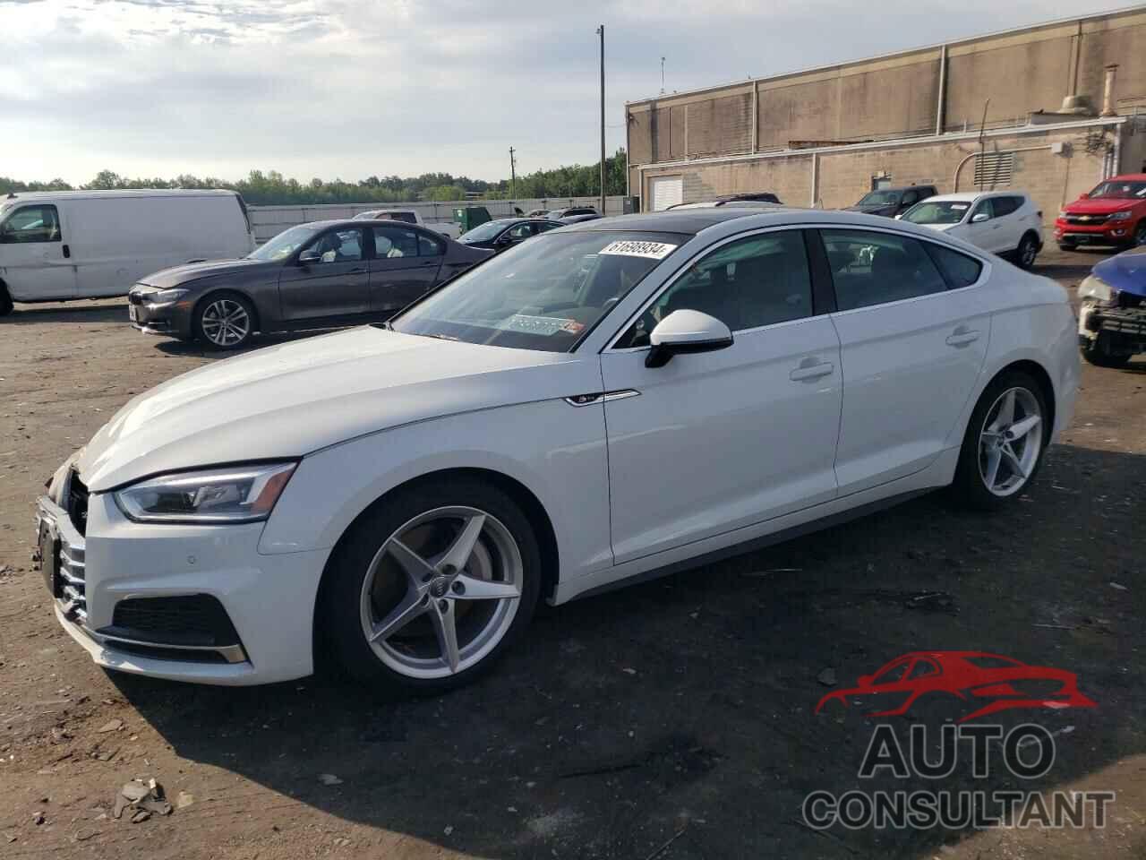 AUDI A5 2019 - WAUENCF57KA013897