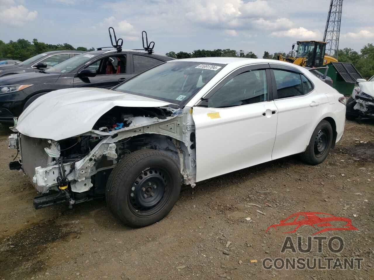 TOYOTA CAMRY 2021 - 4T1C31AK2MU563507