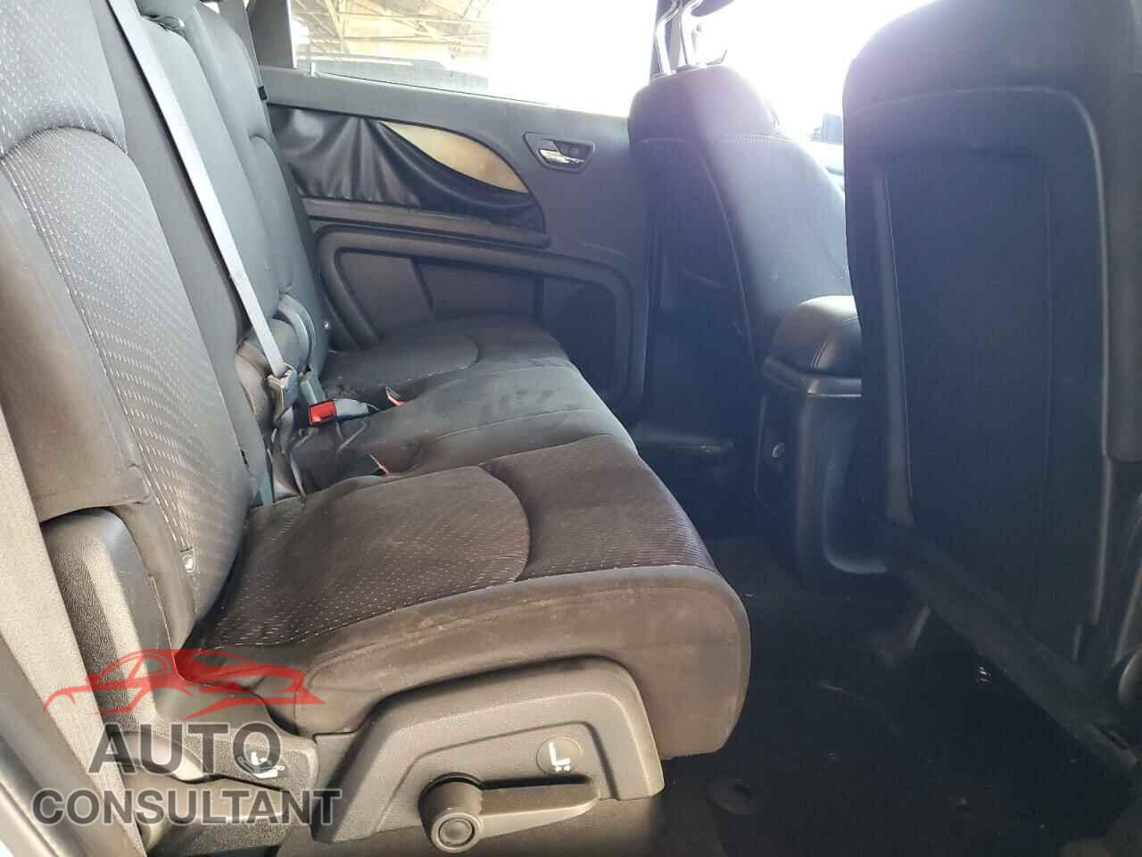 DODGE JOURNEY 2017 - 3C4PDCBG1HT509687