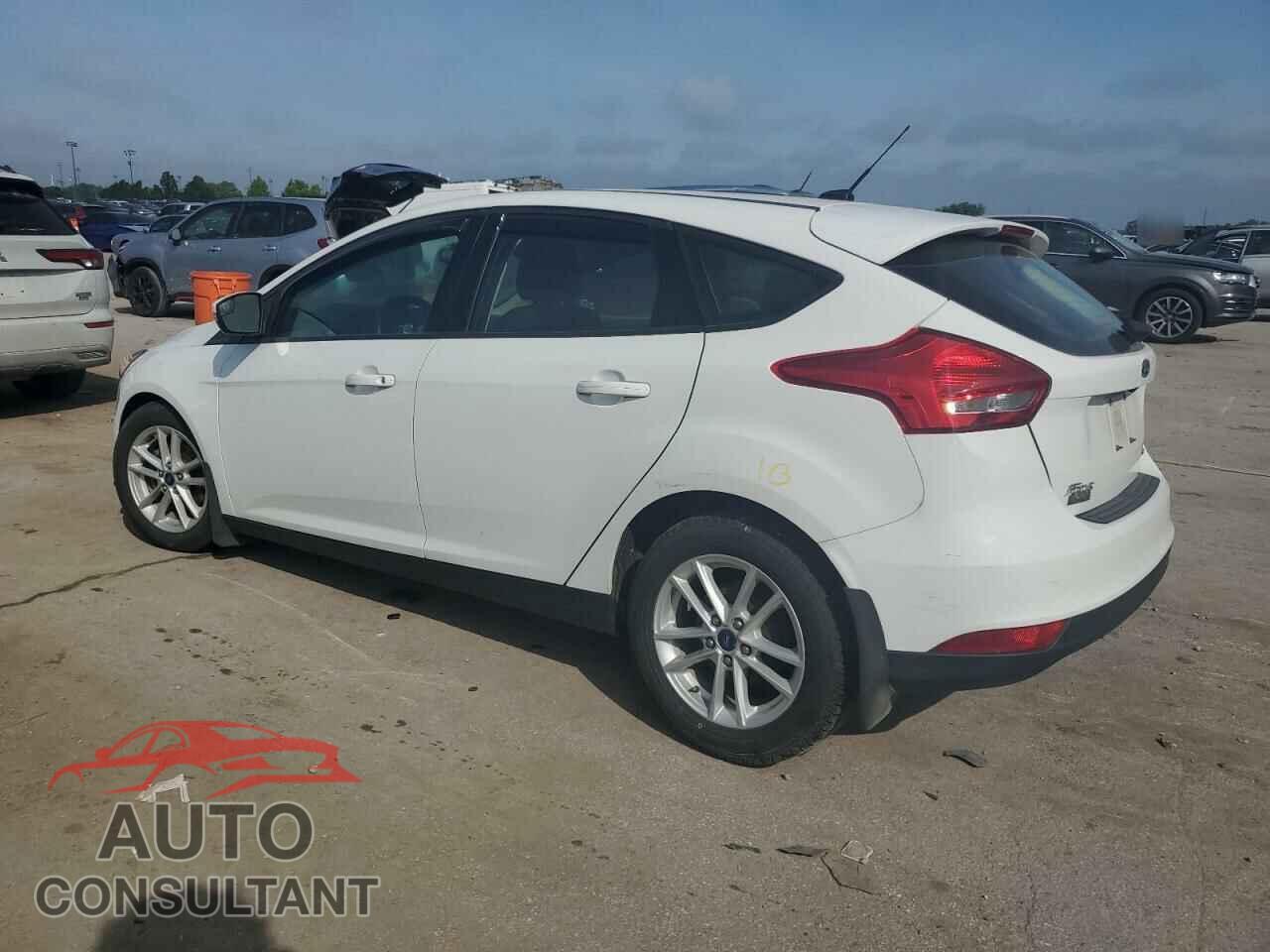 FORD FOCUS 2017 - 1FADP3K21HL275650