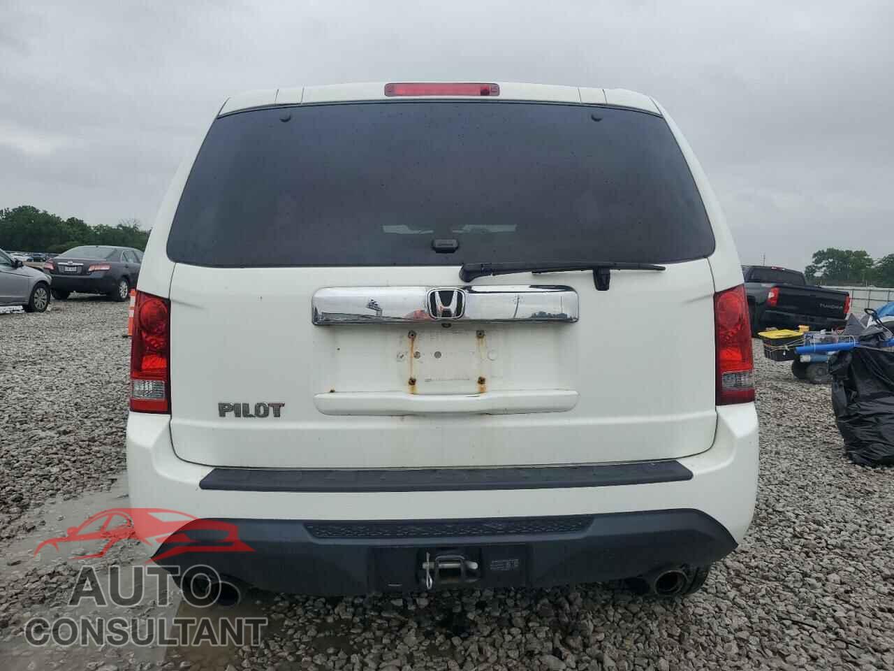 HONDA PILOT 2013 - 5FNYF3H47DB019940