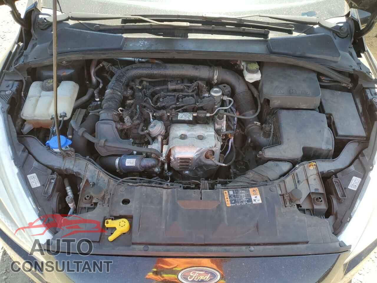 FORD FOCUS 2018 - 1FADP3FE0JL293485