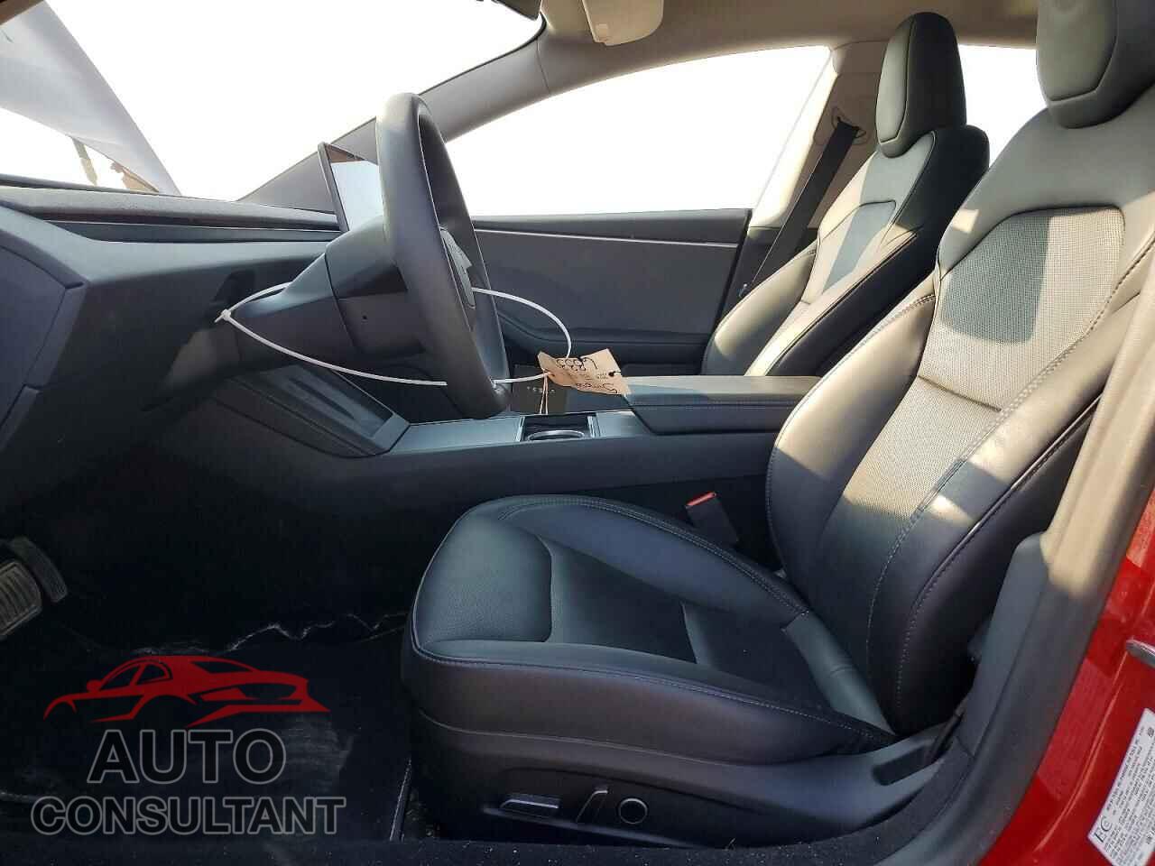 TESLA MODEL 3 2024 - LRW3E7FA5RC090732