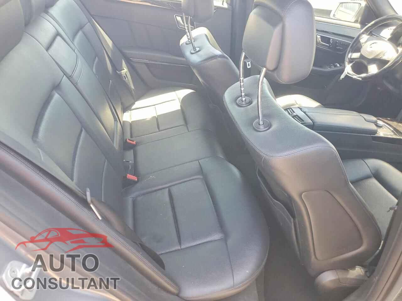 MERCEDES-BENZ E-CLASS 2012 - WDDHF5KBXCA608836