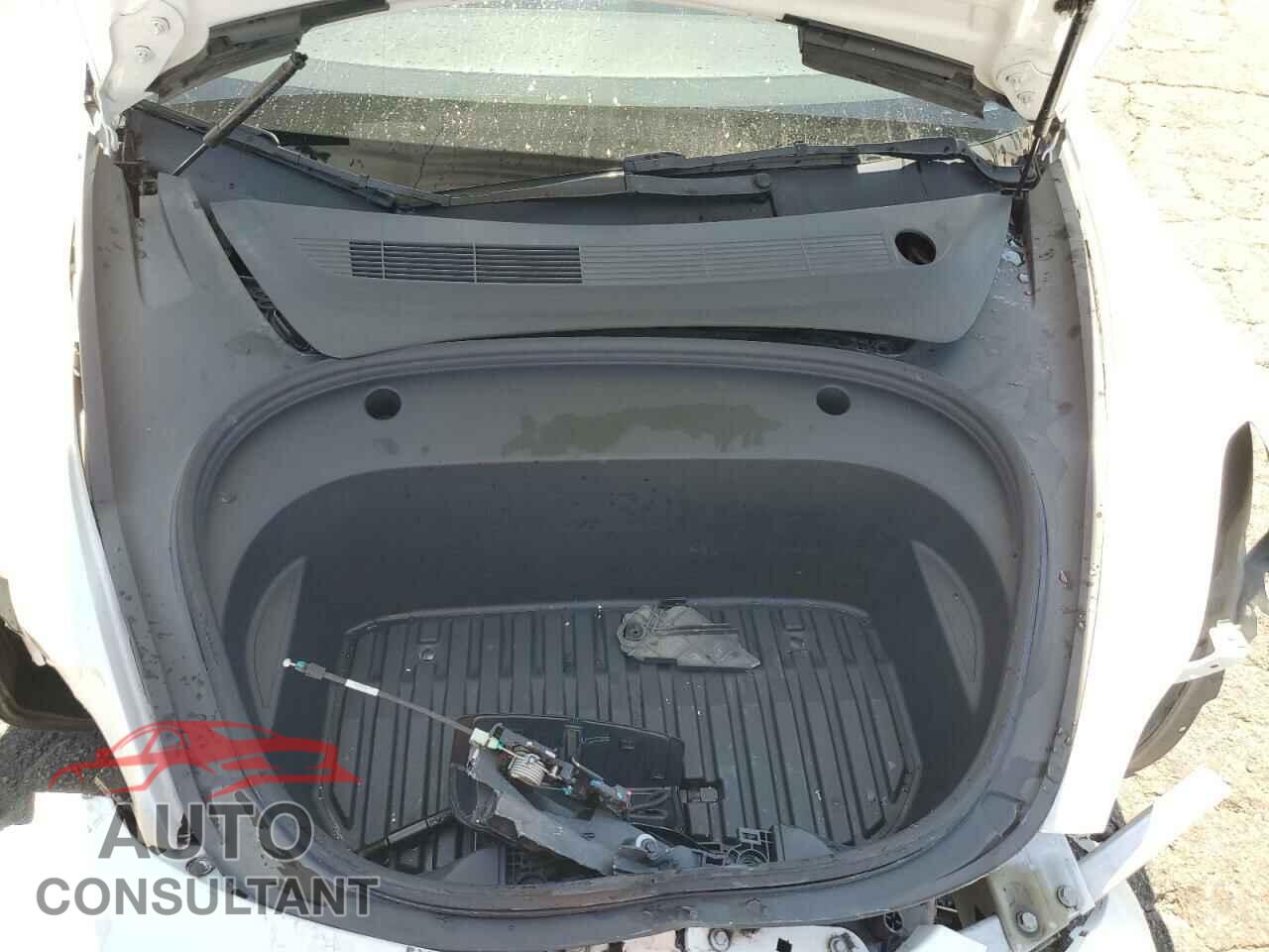 TESLA MODEL 3 2022 - 5YJ3E1EB2NF294167