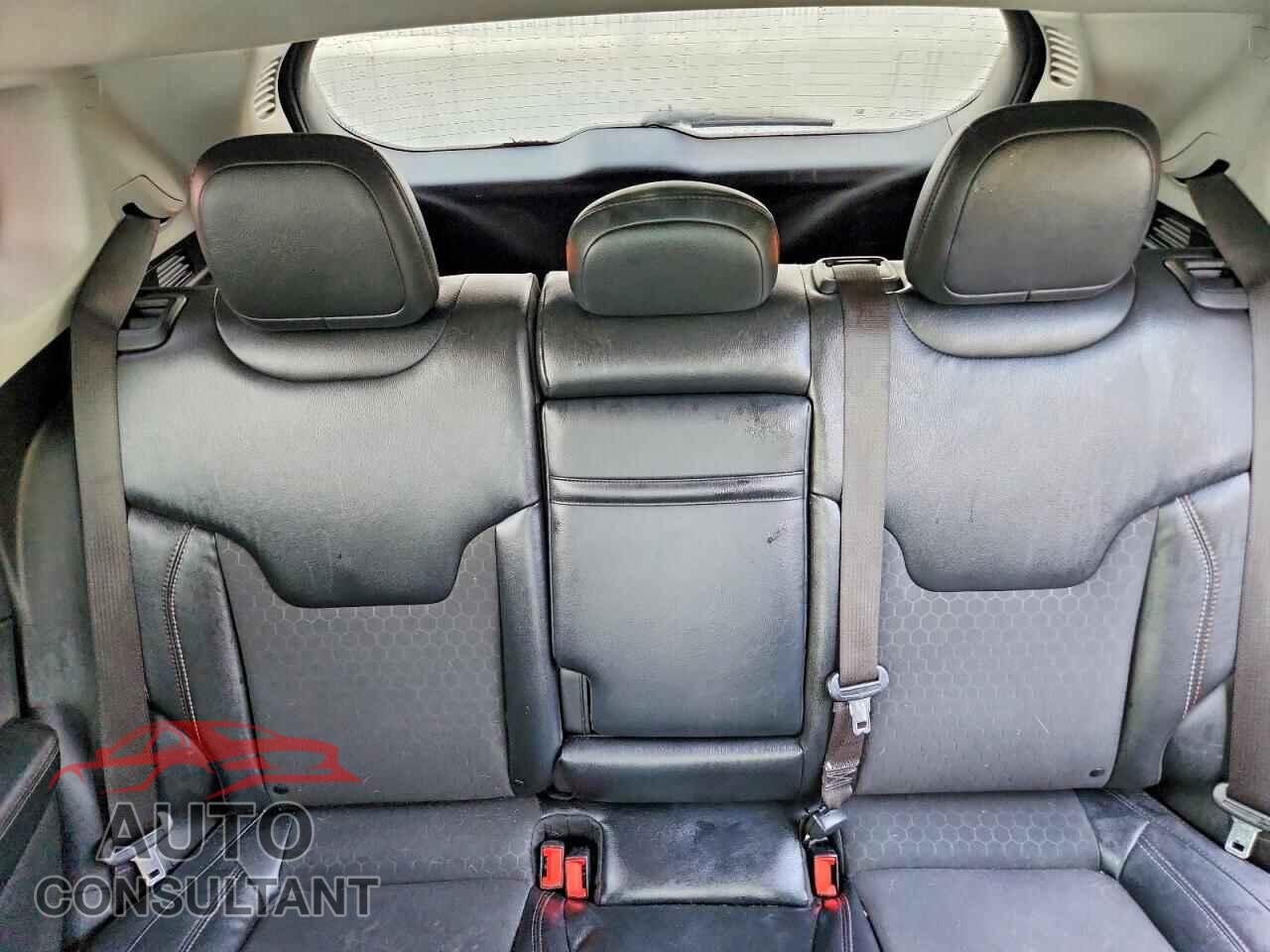 JEEP COMPASS 2019 - 3C4NJDBB7KT807209