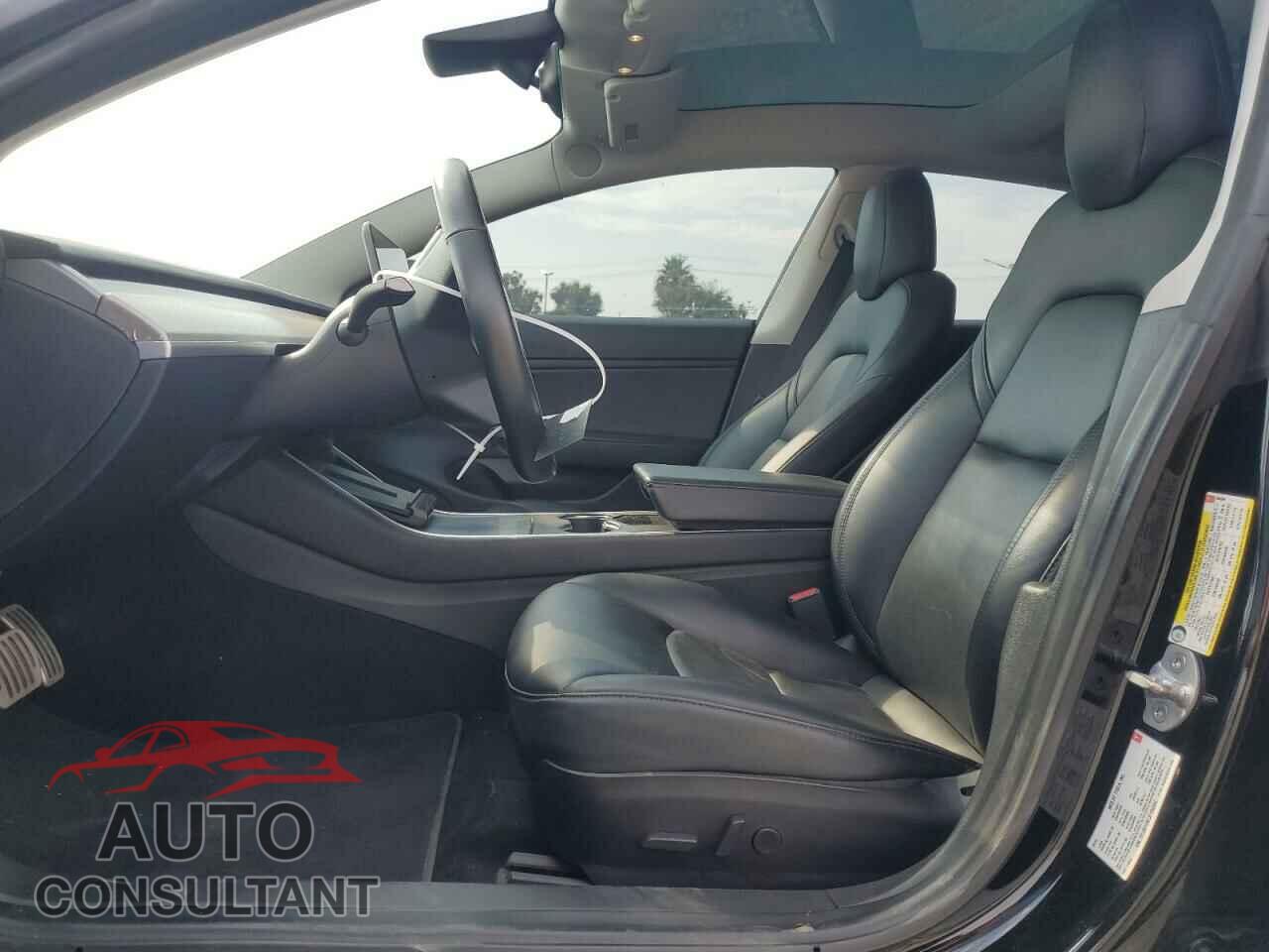 TESLA MODEL 3 2018 - 5YJ3E1EB7JF184399
