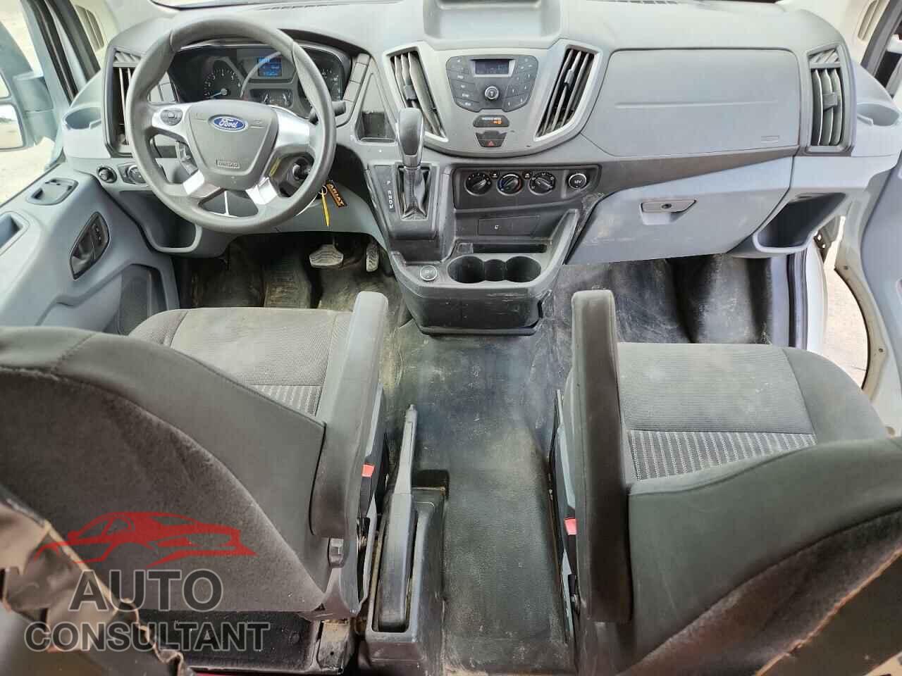 FORD TRANSIT 2018 - 1FTYR1YM7JKA99072