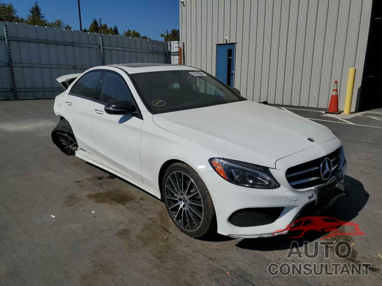 MERCEDES-BENZ C-CLASS 2018 - 55SWF4JB4JU256031