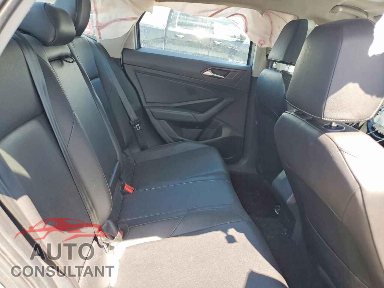 VOLKSWAGEN JETTA 2020 - 3VWEB7BU2LM067965