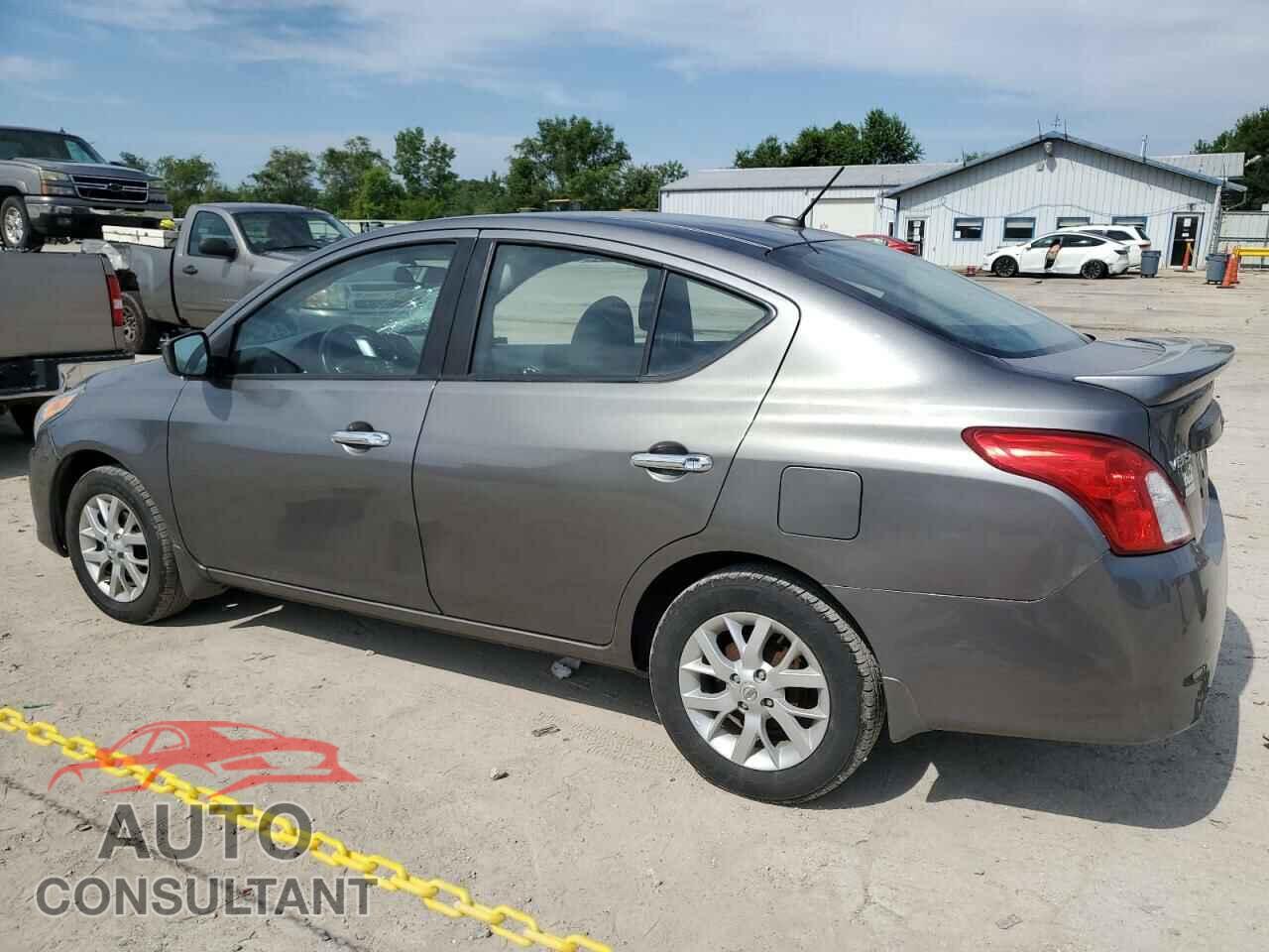 NISSAN VERSA 2017 - 3N1CN7AP3HL848152