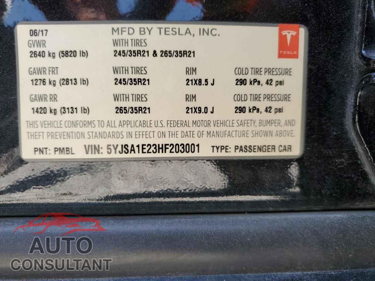 TESLA MODEL S 2017 - 5YJSA1E23HF203001