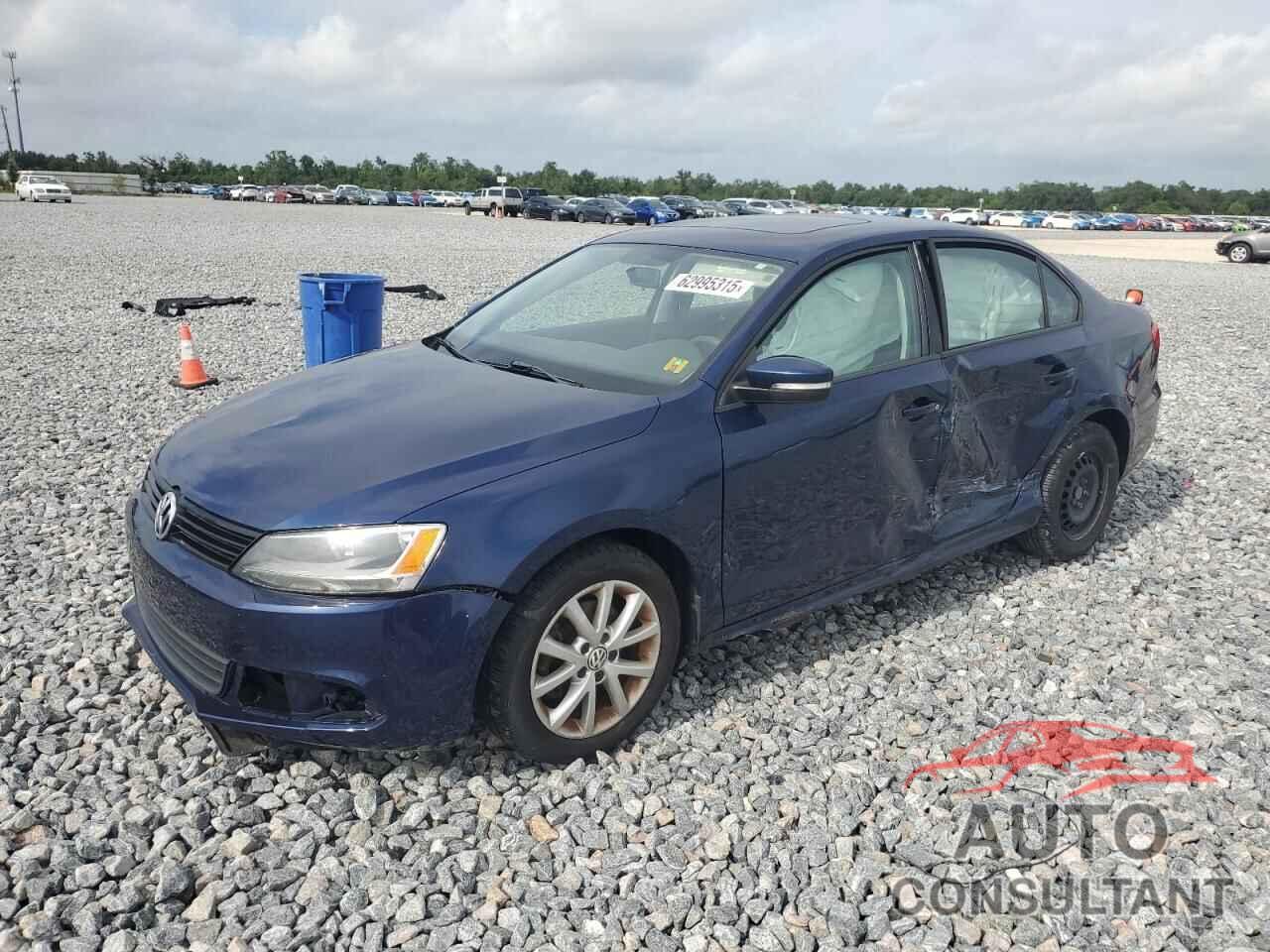 VOLKSWAGEN JETTA 2011 - 3VWDZ7AJ0BM338101