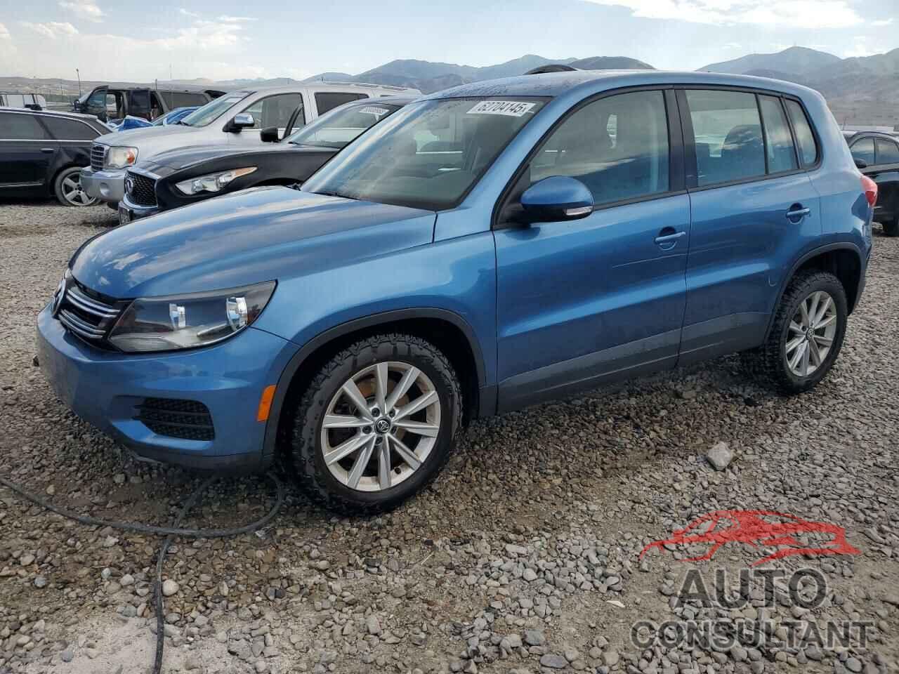 VOLKSWAGEN TIGUAN 2017 - WVGBV7AX4HK051186