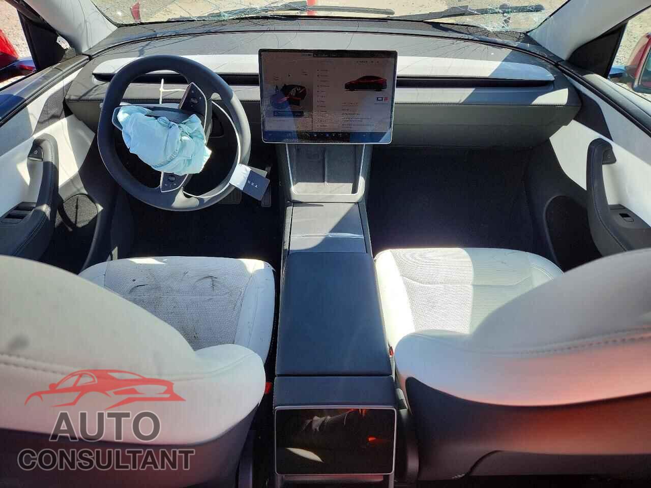 TESLA MODEL Y 2026 - 7SAYGDED4TF411461