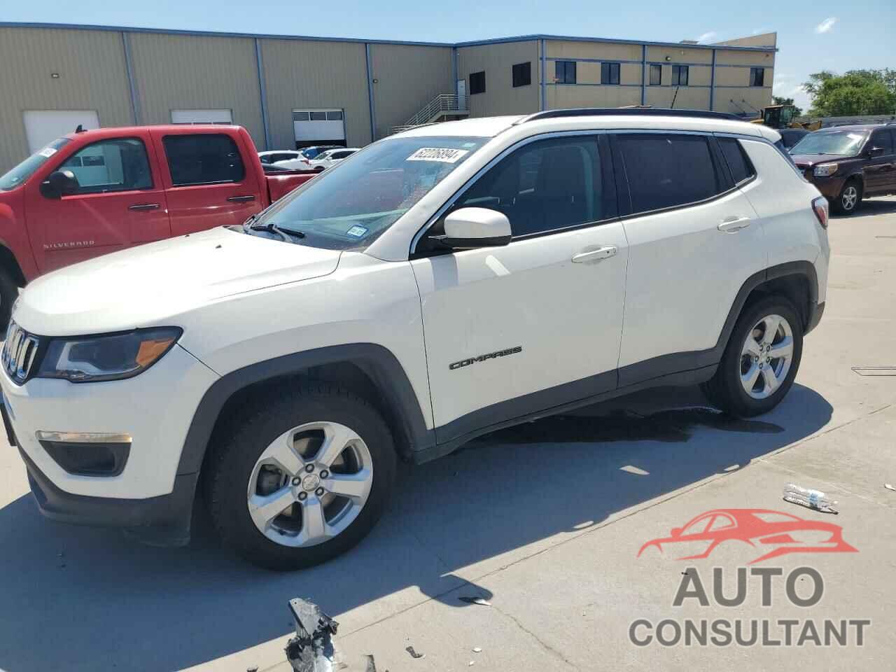 JEEP COMPASS 2018 - 3C4NJDBB1JT331490