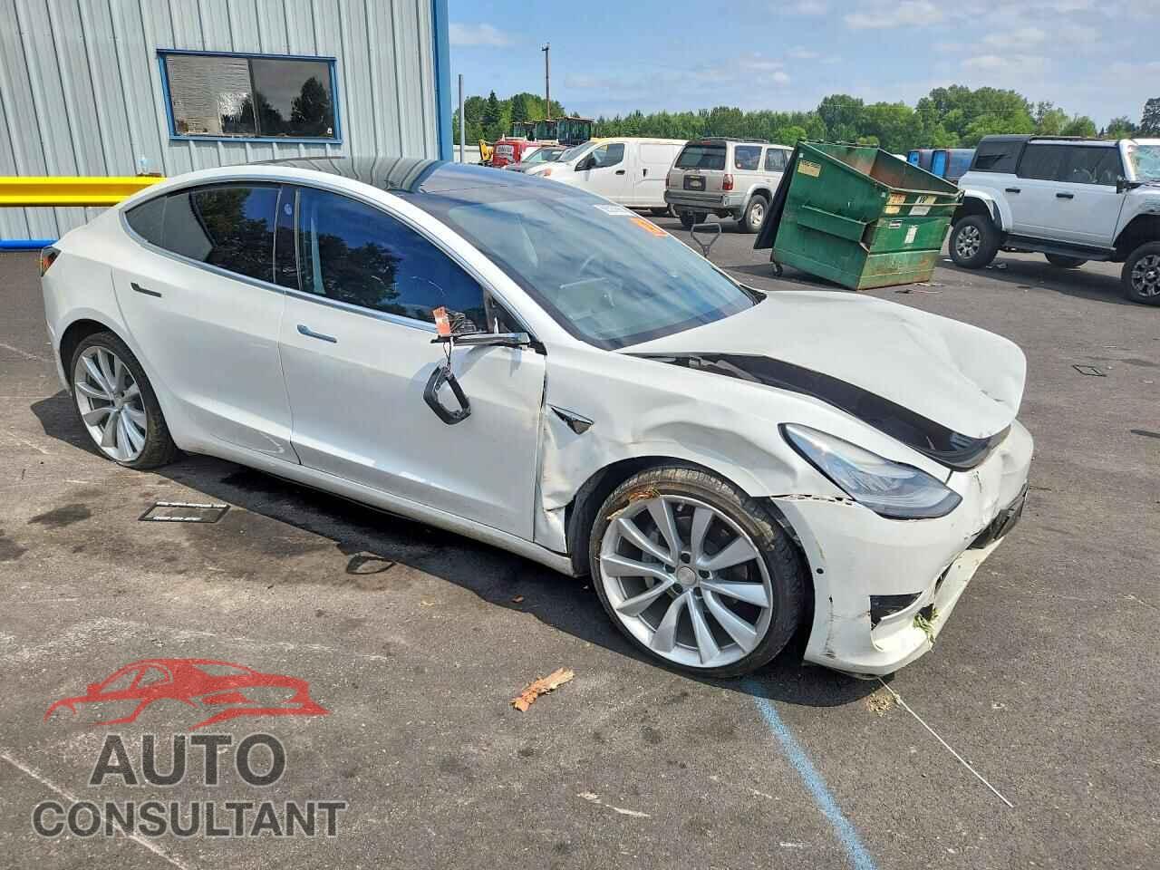 TESLA MODEL 3 2020 - 5YJ3E1EA0LF659076